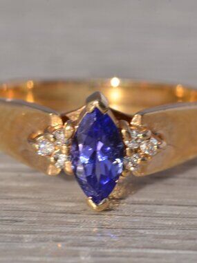 Tanzanite and Diamond Ring in Yellow Gold